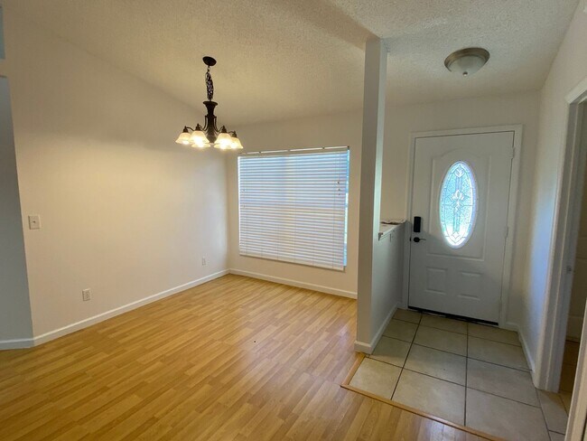 Building Photo - 15327 Lafite Ln