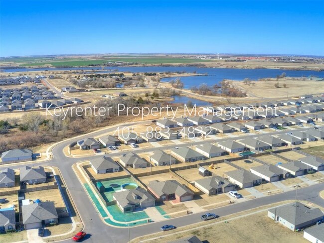 Building Photo - Modern Single Family Home in El Reno, OK!
