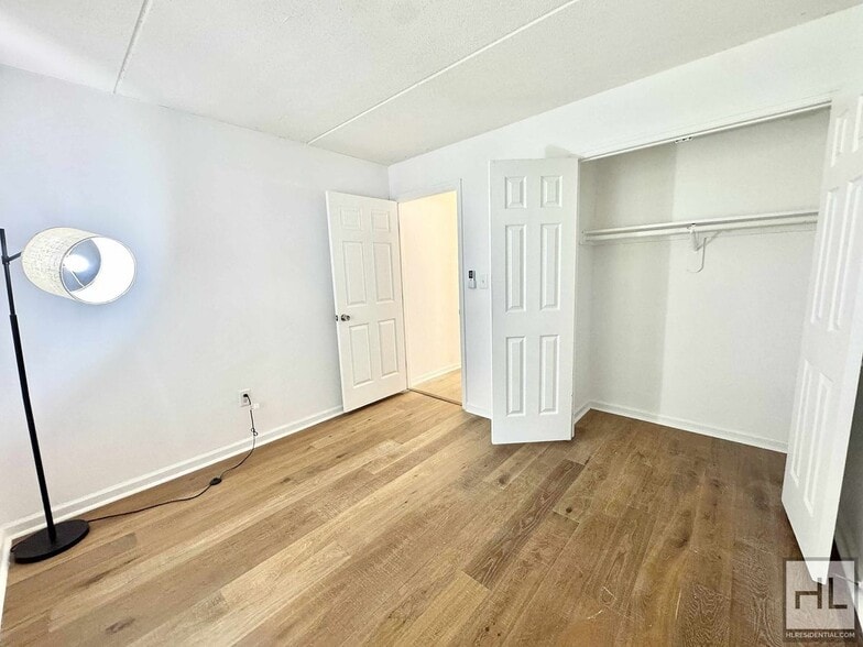 Building Photo - Saint Marks Avenue