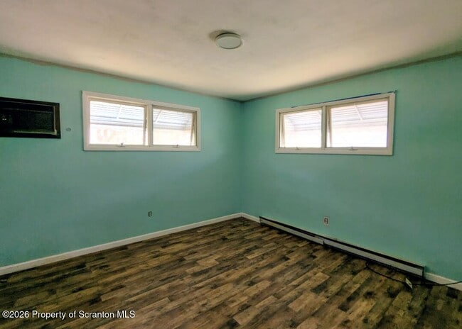 Building Photo - 414 Orchard St