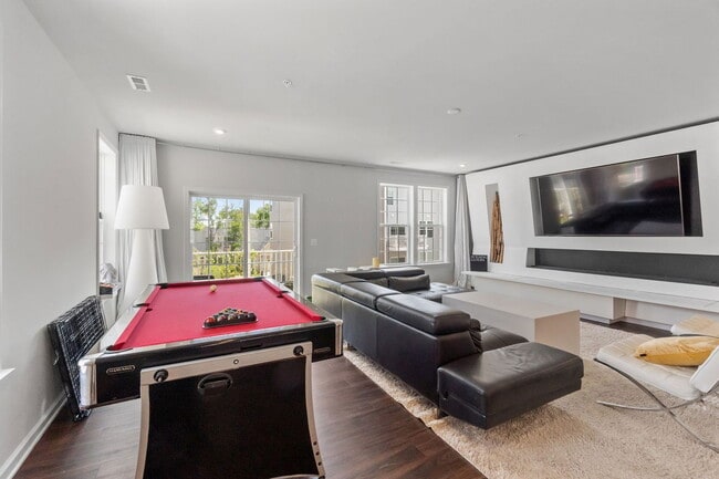 Building Photo - 8121 Wistar Creek Dr