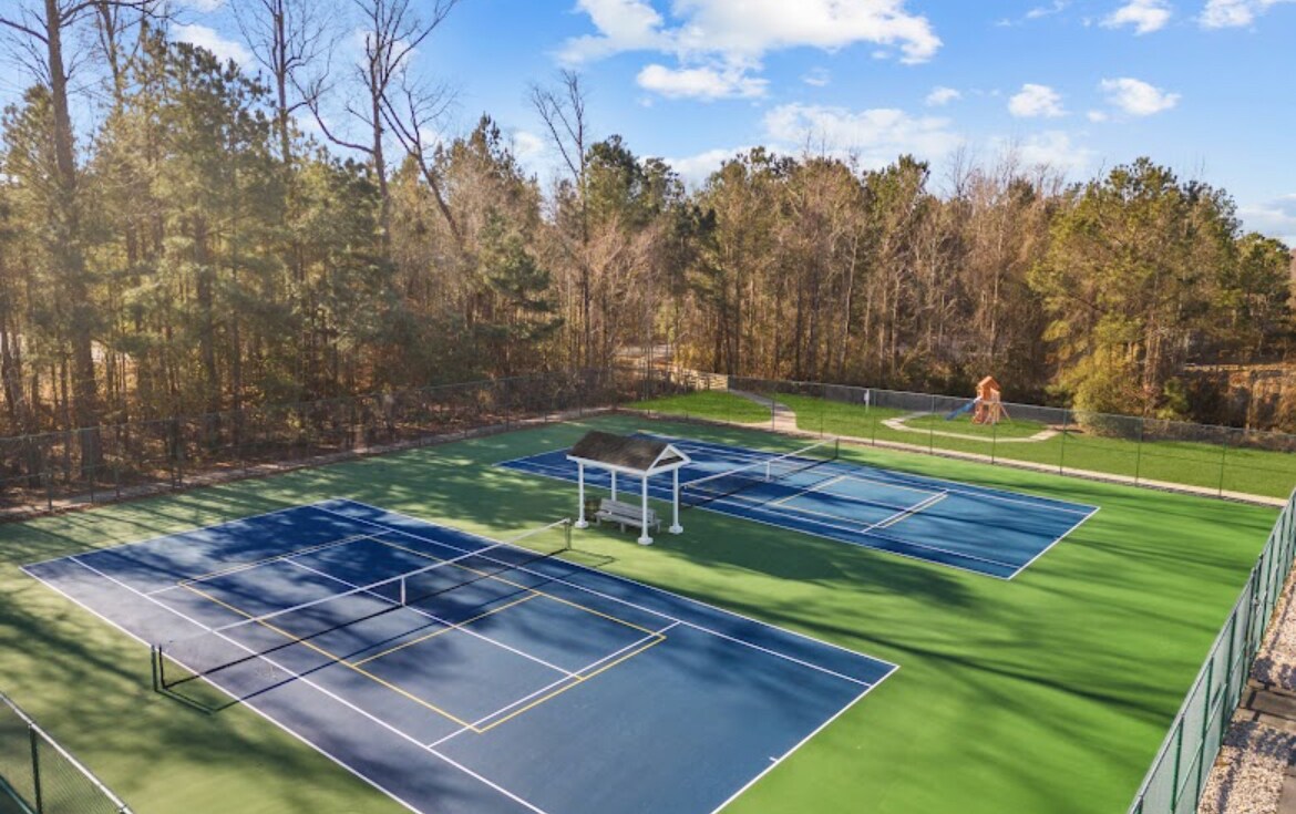 Building Photo - 1606 Raven Way