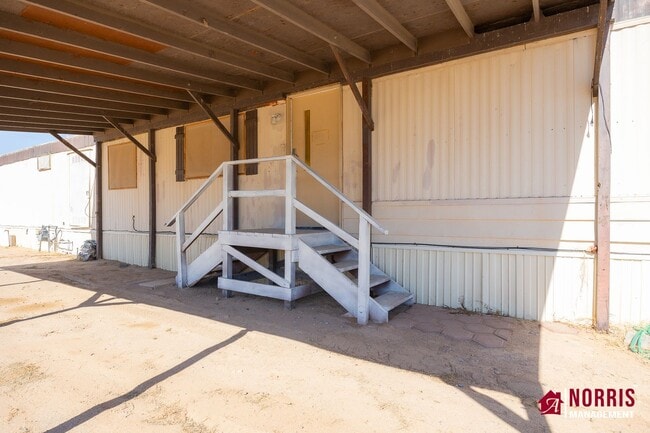 Building Photo - Manufactured home with NO HOA and Plenty of Space