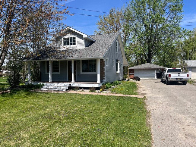 Primary Photo - 5473 Gardner St E