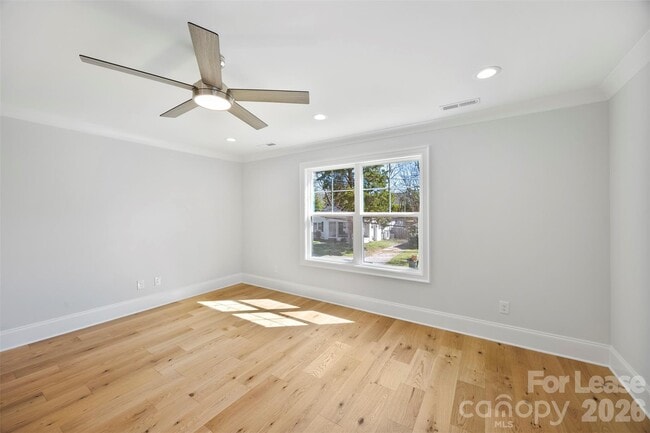 Building Photo - 1329 Condon St