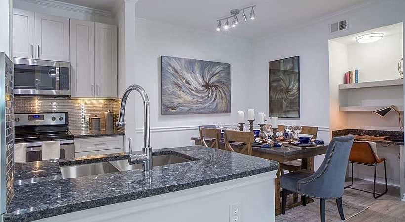 Building Photo - 4230 Fairway Coyote Ridge