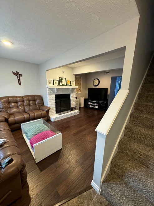 Building Photo - 2700 S Ingram Mill Rd