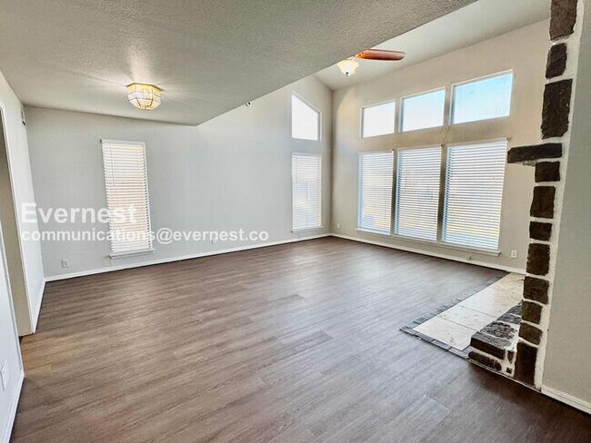 Building Photo - 7019 S 78th E Ave