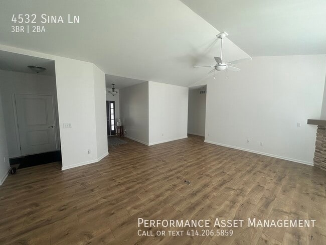 Building Photo - 4532 Sina Ln