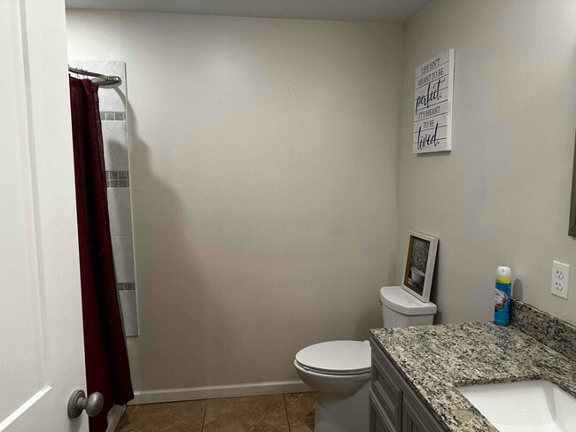 Building Photo - 578 Tuscarora Rd