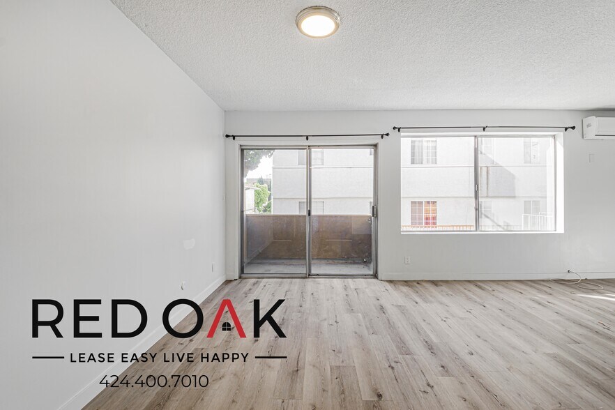 Building Photo - 2065 Rodney Dr