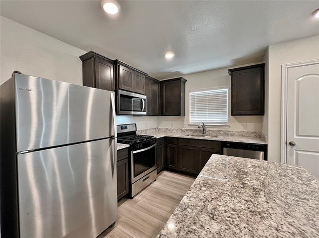 Building Photo - 1448 Sunkiss Dr