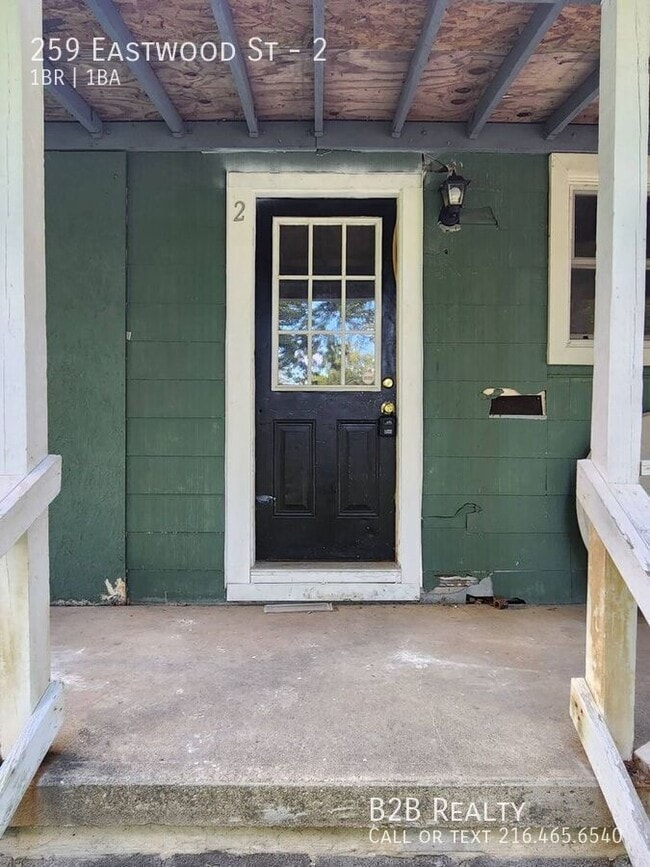 Building Photo - 259 Eastwood St