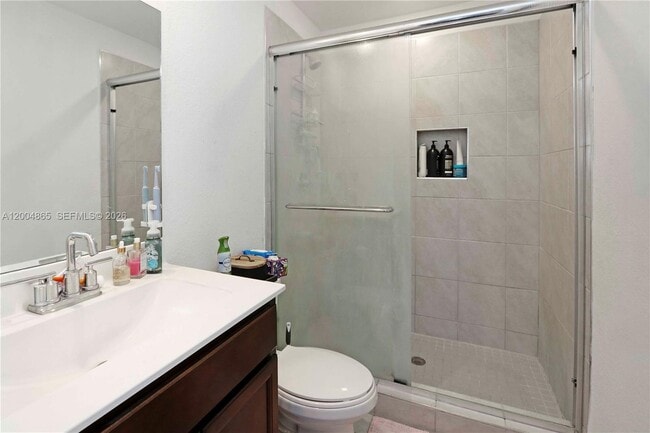 Building Photo - 1052 SE 23rd Ave