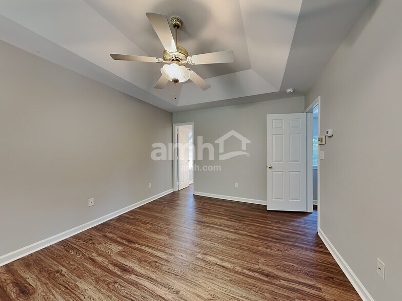 Building Photo - 103 Fair Isle Ct