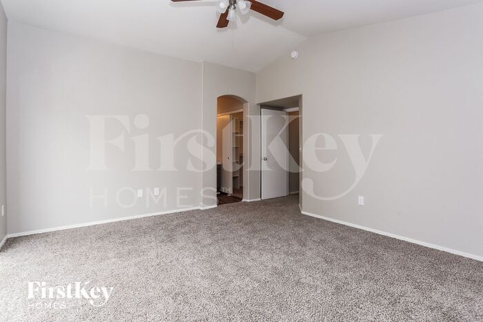 Building Photo - 1516 Ascension