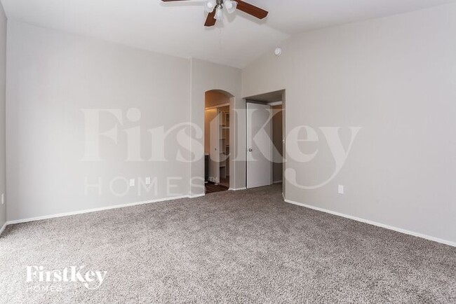 Building Photo - 1516 Ascension