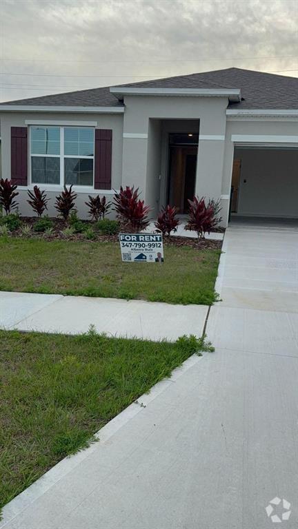 Building Photo - 1880 Basenji Dr
