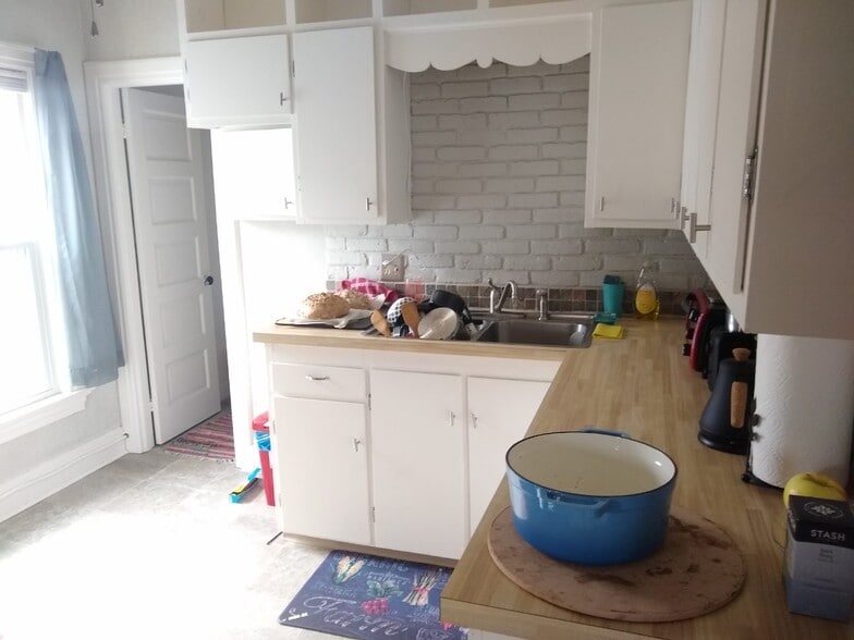 Building Photo - 135 West End Ave