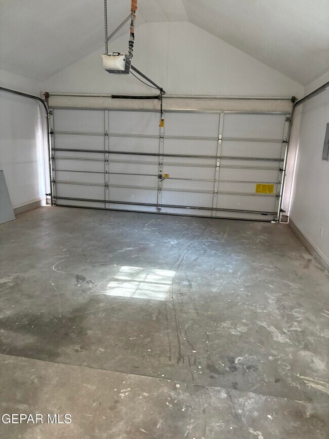 Building Photo - 11757 Royal Terrace Ln