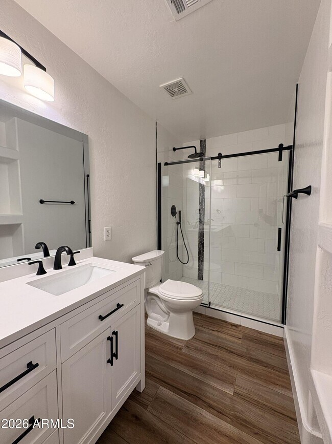 Building Photo - 13528 W Windsor Blvd