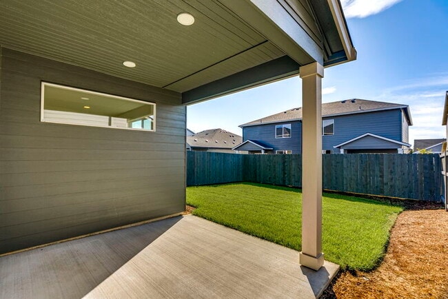 Building Photo - 1843 NW 18th Way