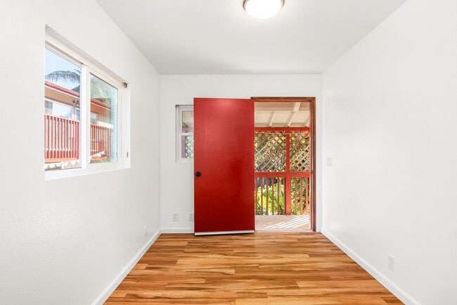 Building Photo - 68-046 Laau Paina Pl