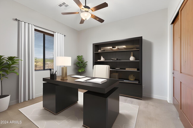 Building Photo - 5559 E El Sendero Dr