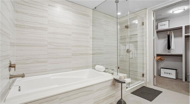 Building Photo - 3410 Yoakum Blvd