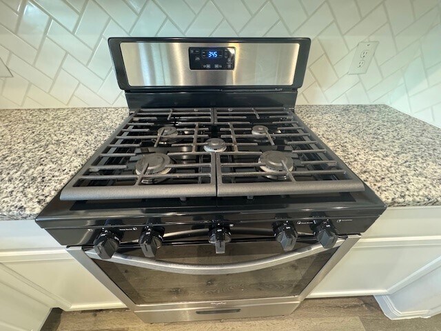 Building Photo - 3906 Deledda Dr