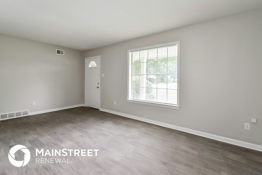 Building Photo - 3571 Castleman St