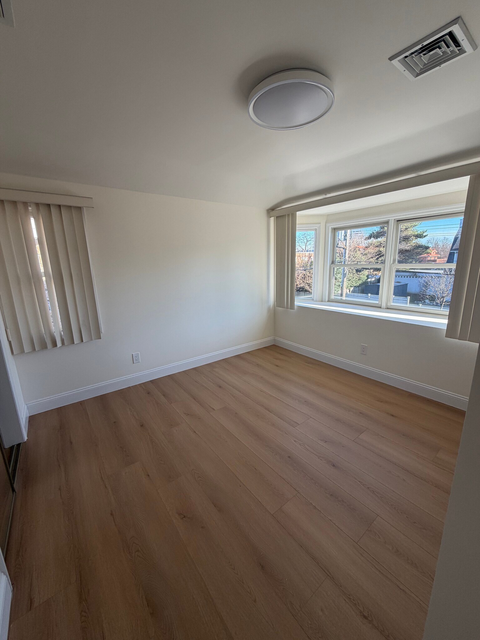 Building Photo - 3837 215th St