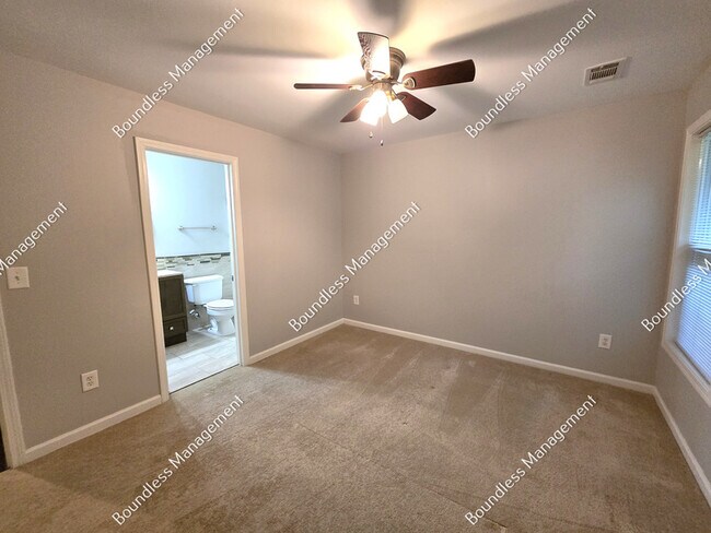 Building Photo - 2014 Ellison Way