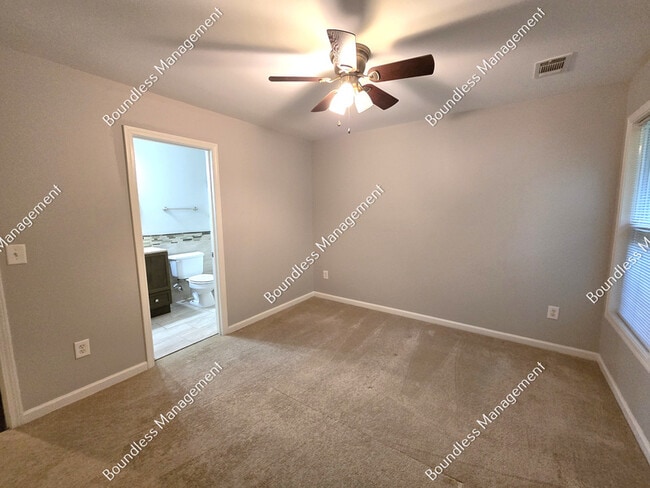 Building Photo - 2014 Ellison Way NW