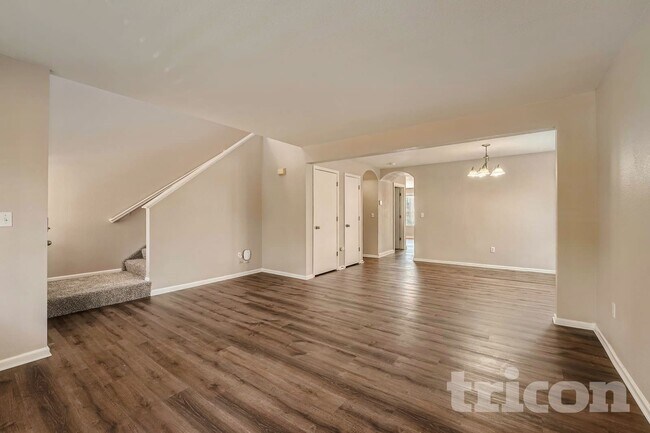 Building Photo - 10250 E 112th Way