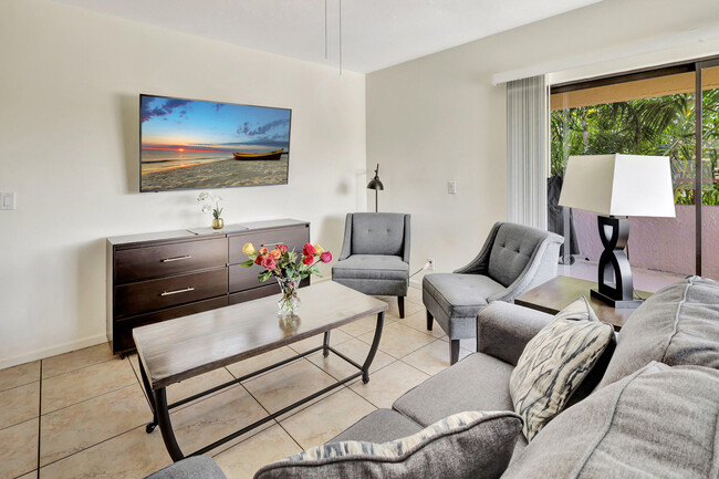 Building Photo - 12621 Westhampton Cir