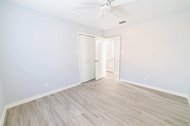 Building Photo - 8655 Northridge Loop