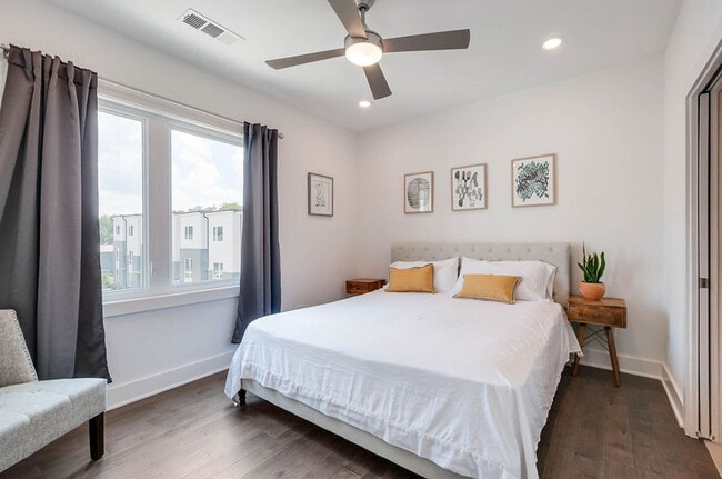 Building Photo - 808 Vibe Pl