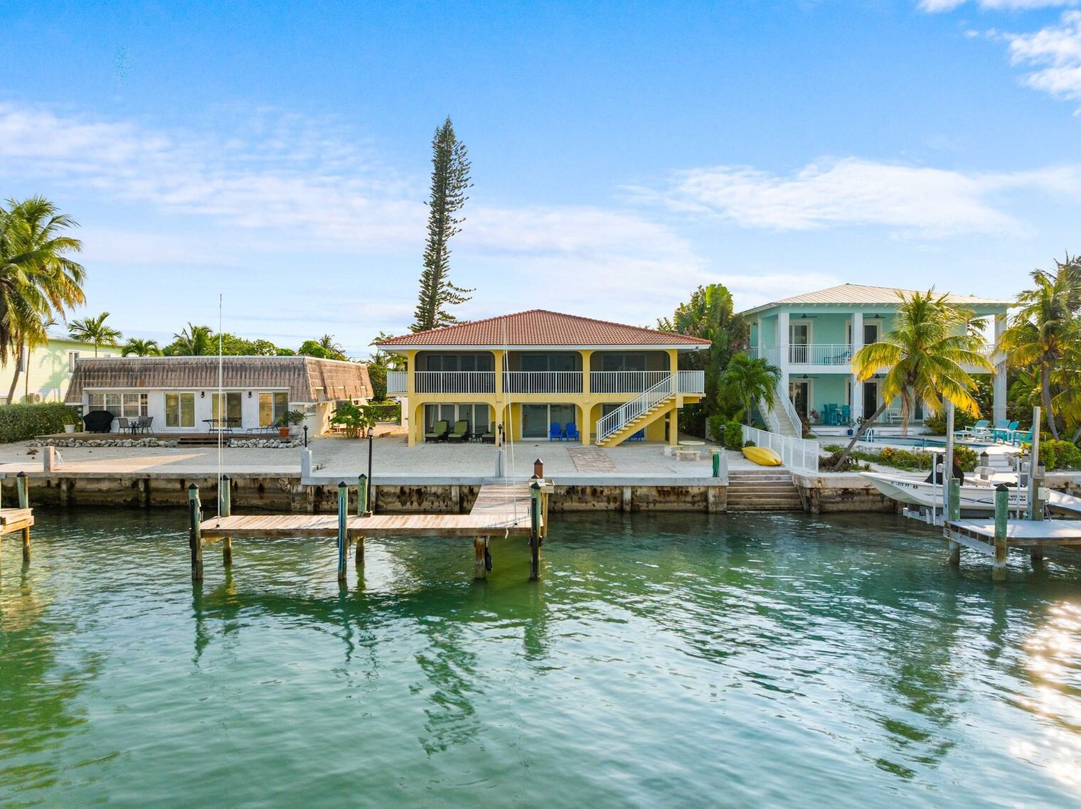 Building Photo - 260 1st St