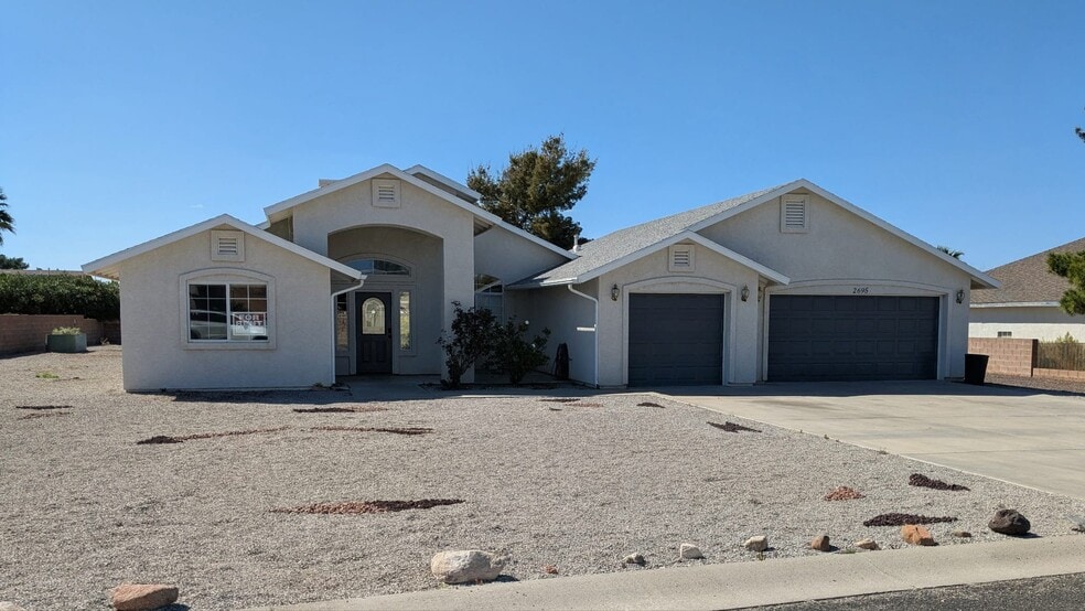 Building Photo - 2695 Broken Arrow St