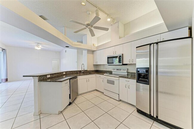 Building Photo - 4805 76th Ct E