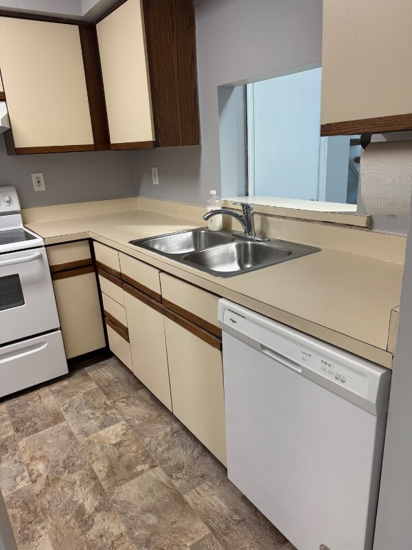 Building Photo - 463 Lake Havasu Dr