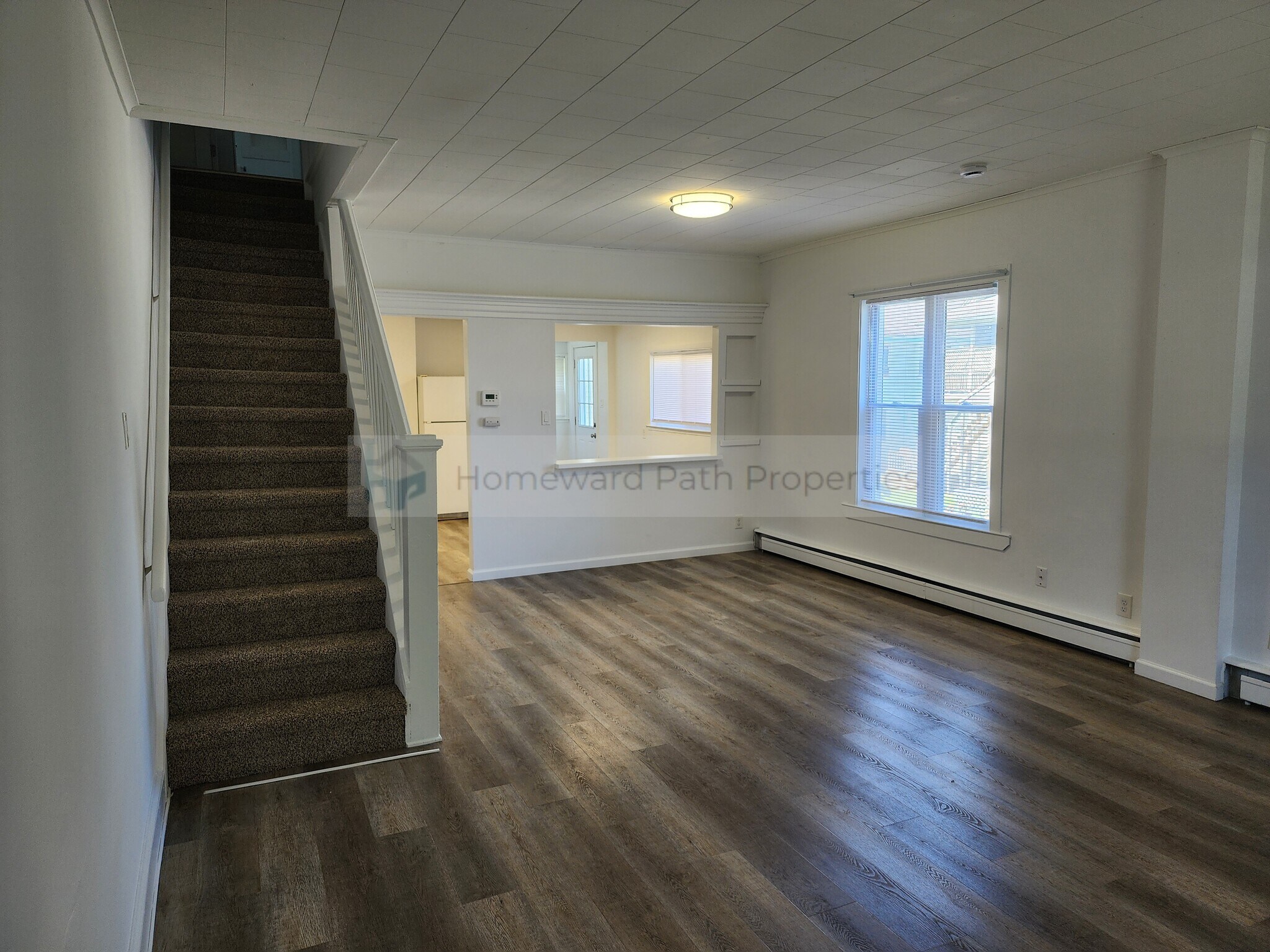 Building Photo - 749 Roberts Ct
