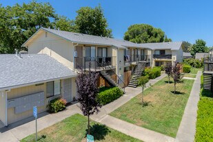 Building Photo - Walnutwood Apartments