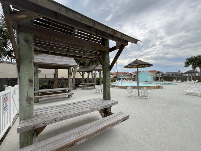Building Photo - 15128 Dory Dr