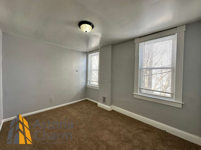 Building Photo - 3 Bedroom End Unit near Coppin State with Fenced Yard