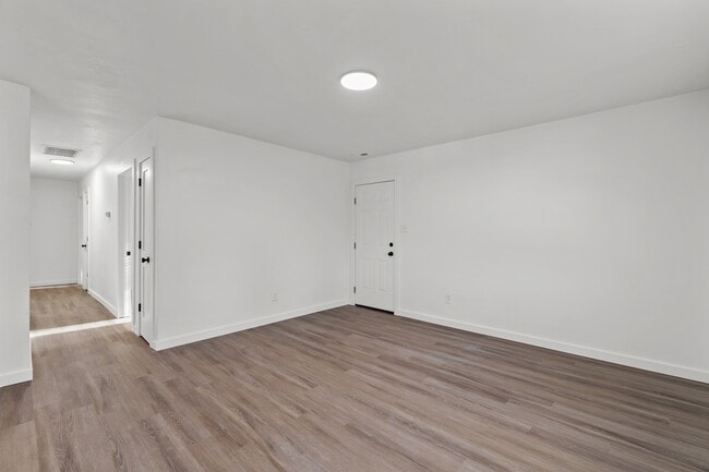 Building Photo - 4617 Brookwood Ct