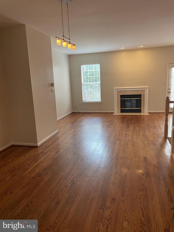 Building Photo - 2463 Clover Field Cir