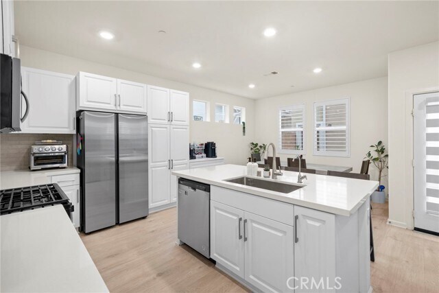Building Photo - 4079 Summer Way