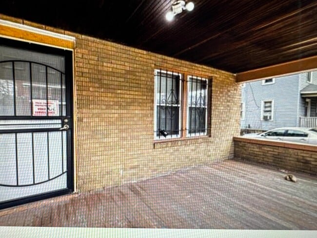 Building Photo - 314 N Longwood St